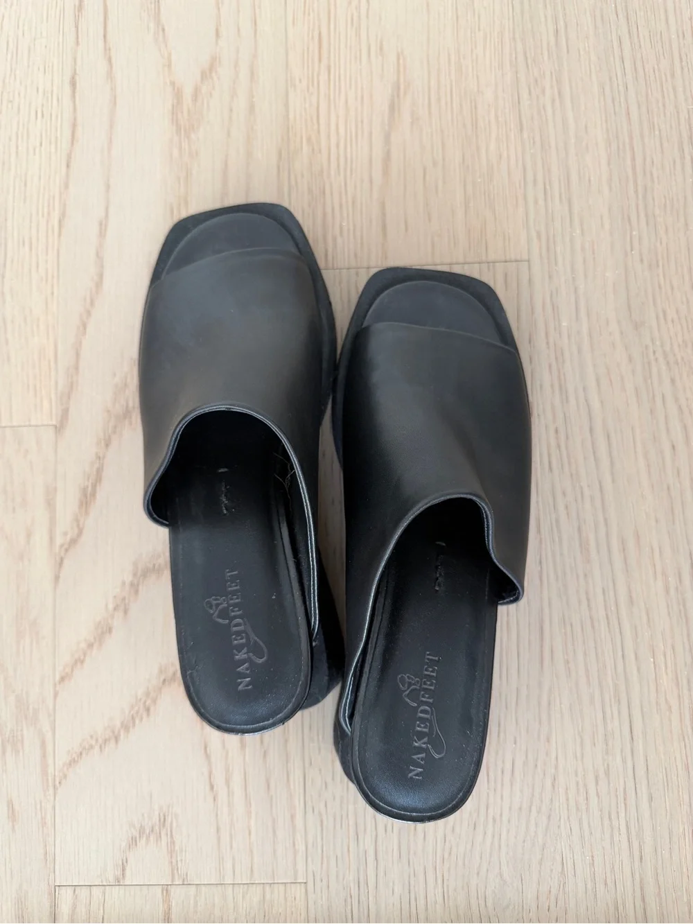 Naked Feet Black Infinity Sandals - Picture 5 of 7